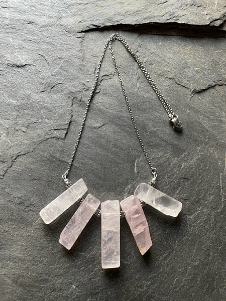 Rose Quartz 'Short Statement' 18'' Necklace